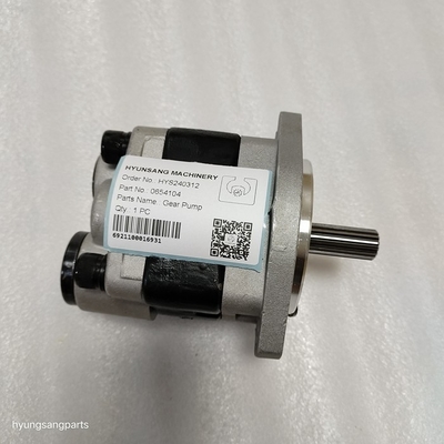 Hyunsang Excavator Parts Gear Pump 0654104 0768218 4207627 For EX40U