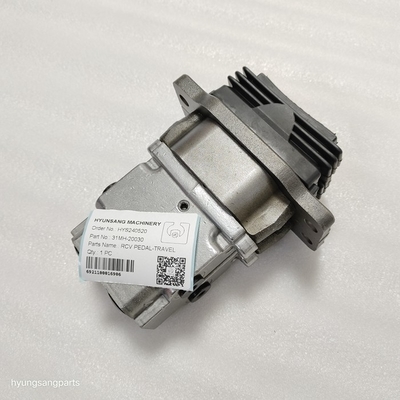Excavator Spare Parts Travel Pedal 31MH-20030 For R16-9 R17Z-9A