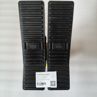 Hyunsang Excavator Parts Pedal Valve 31N6-20020 For R110-7, R110-7A, R140LC-7, R140LC-7A