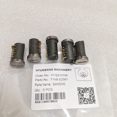 Excavator Parts Gancho 71N6-02581 71N6-02571 71Q6-23740 Fits Hyundai R210LC9BH R260LC9S