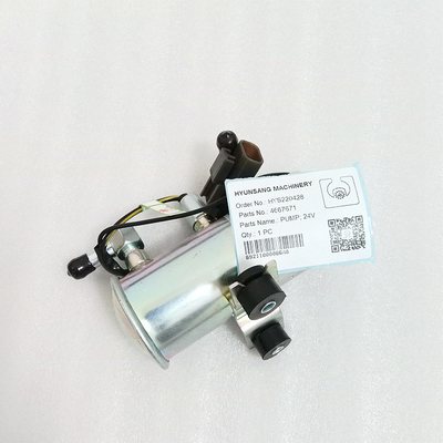 Pump 24V 4667671 Excavator Engine Parts 4663831 4680448 For ZX70-3